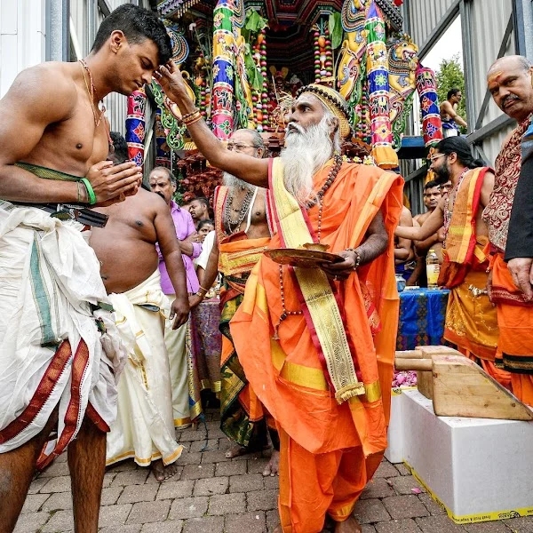 Astrologer Koya Guruji - Sri Lakshmi Narasimha Swamy Jyothishyalayam