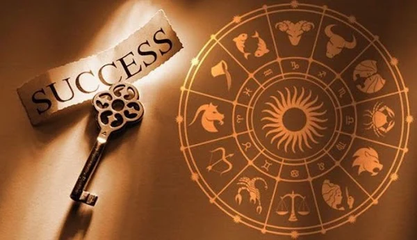 Astrologer (The Time Reader)