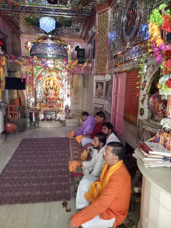 Astrologer Vaneet Sharma