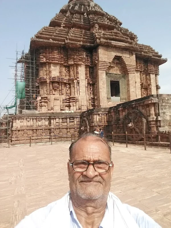 Pundit Satyanarayan jyotish Kendra